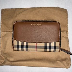 Burberry Wallet : Brown Horseferry